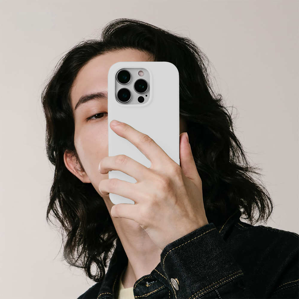 Soft Silicone Case - iPhone 16 Pro Max - White