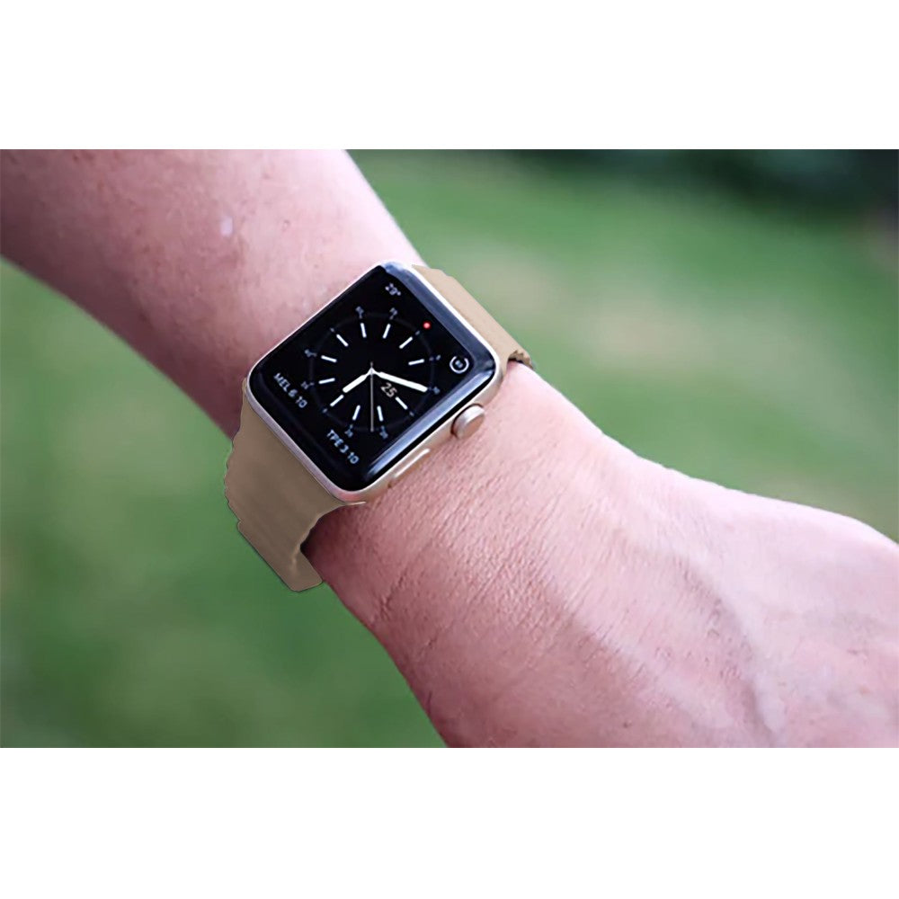 Heritage Leather Loop Strap - Apple Watch 1/2/3/4/5/6/7/8/9/10/11/SE/SE2/SE3 - 38/40/41/42 MM - Cream