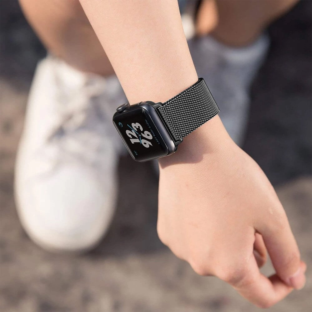 Milanese Classic Strap - Apple Watch 1/2/3/4/5/6/7/8/9/10/11/SE/SE2/SE3/Ultra 1/Ultra 2/Ultra 3 - 42/44/45/46/49 MM - Carbon Black