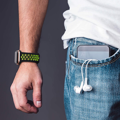 Curea Silicone Flex Loop - Apple Watch 1/2/3/4/5/6/7/8/9/10/11/SE/SE2/SE3 - 38/40/41/42 MM - Black/Green