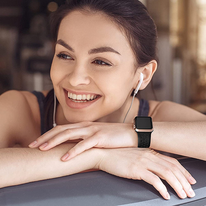 Curea Silicone Aero Loop - Apple Watch 1/2/3/4/5/6/7/8/9/10/11/SE/SE2/SE3/Ultra 1/Ultra 2/Ultra 3 - 42/44/45/46/49 MM - Black