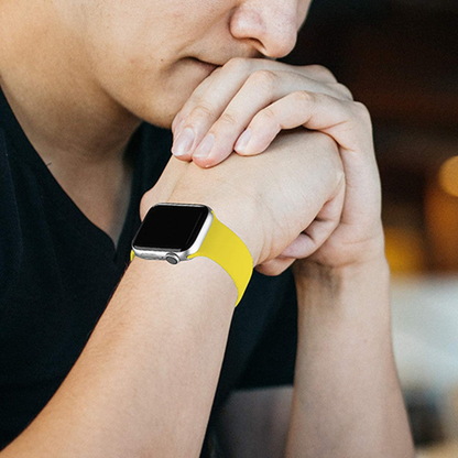 Silicone Flex Loop Strap - Apple Watch 1/2/3/4/5/6/7/8/9/10/11/SE/SE2/SE3 - 38/40/41/42 MM - Yellow