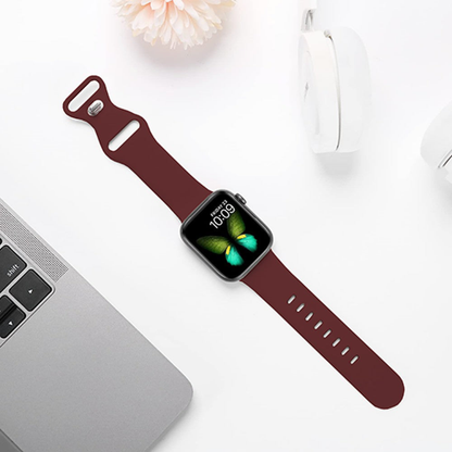 Curea Silicone Flex Loop - Apple Watch 1/2/3/4/5/6/7/8/9/10/11/SE/SE2/SE3 - 38/40/41/42 MM - Wine Red