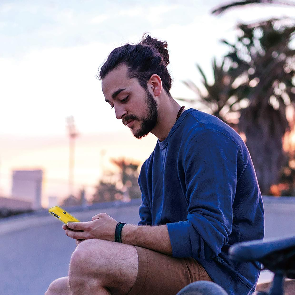 Husa Soft Silicone - iPhone 11 Pro - Yellow
