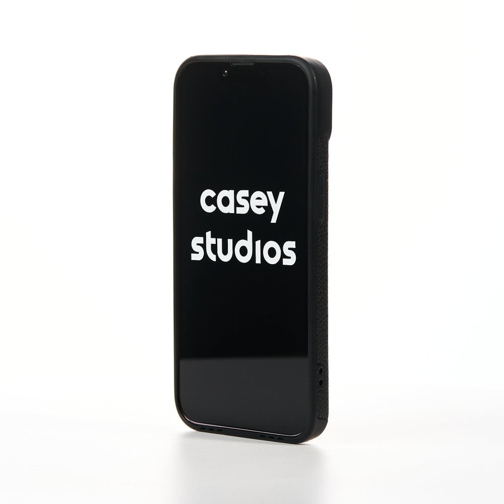 Grained Leather Case - iPhone 13 - Black