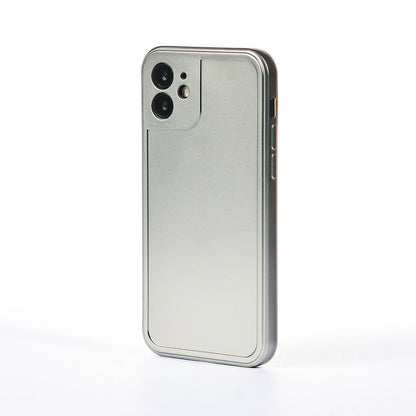 Chromed Case - iPhone 12 - Silver