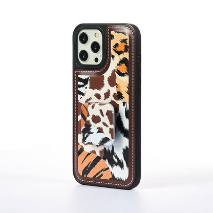 Cowlicious Case - iPhone 13 Pro - Multicolor